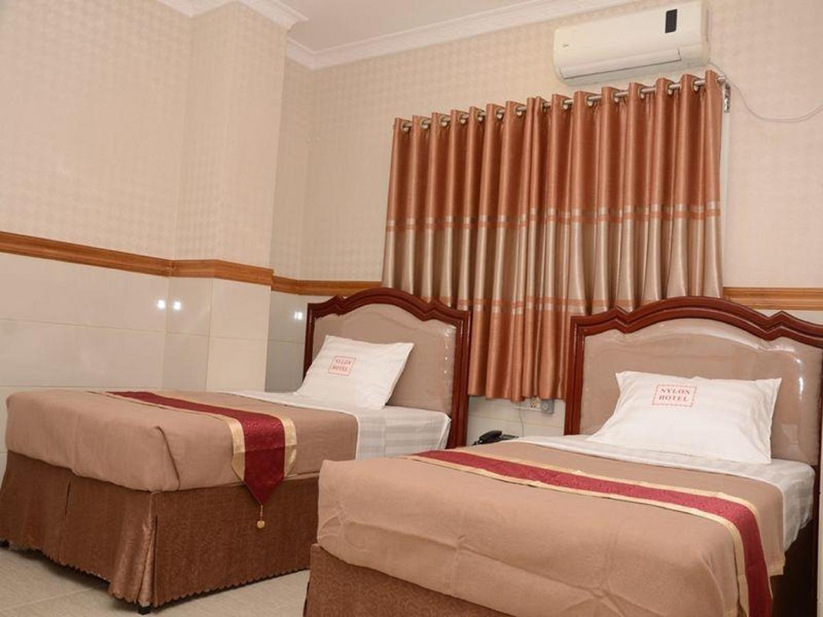 Hotel Nylon Mandalay Exteriör bild