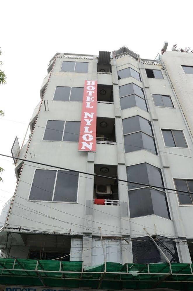 Hotel Nylon Mandalay Exteriör bild